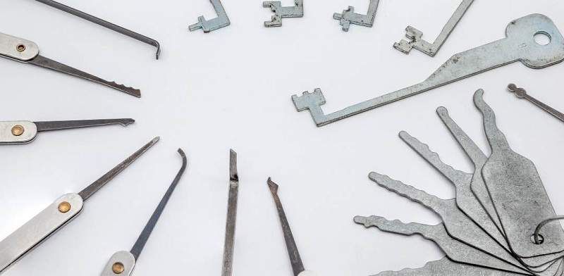 What’s Inside a Lock Pick Set